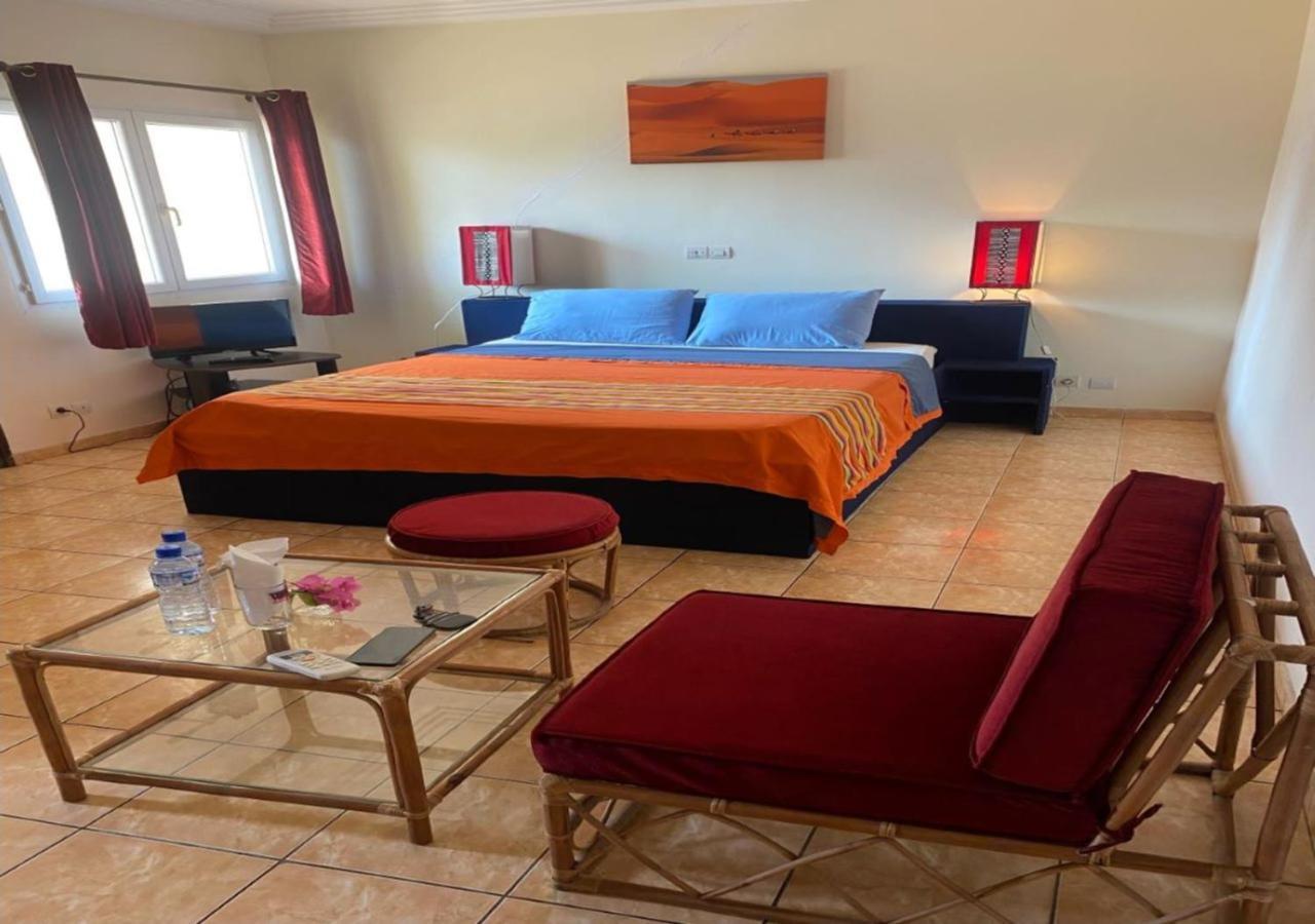 Cocobeach-Hotel Lome Bagian luar foto