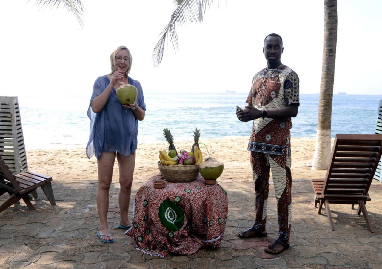Cocobeach-Hotel Lome Bagian luar foto